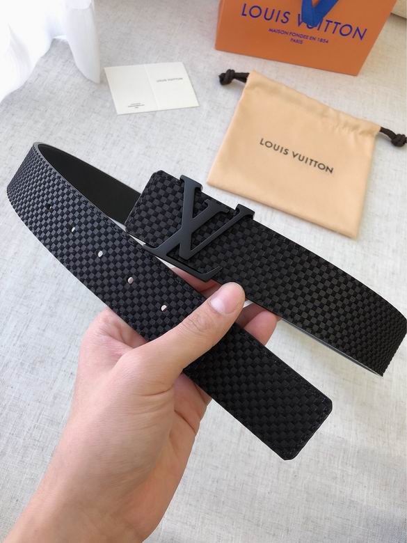 L*uis V*itton Belts Top Version