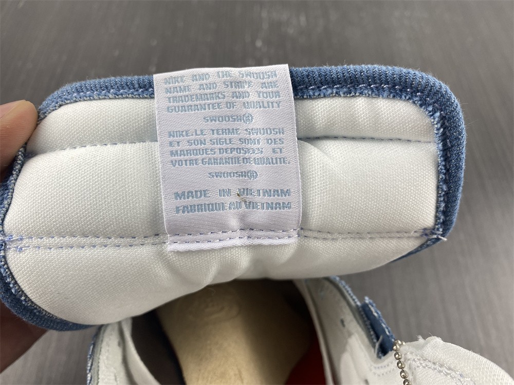 Air Jordan 1 High OG WMNS Denim DM9036-104