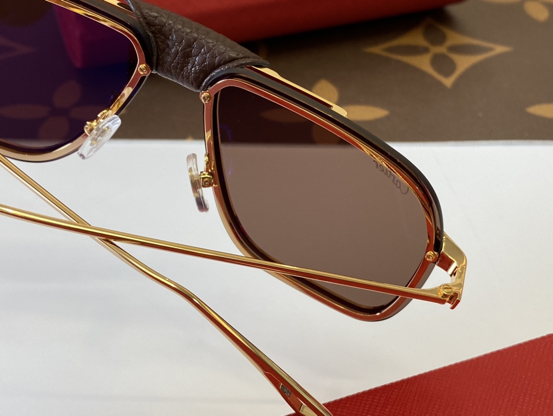 C*artier Glasses Top