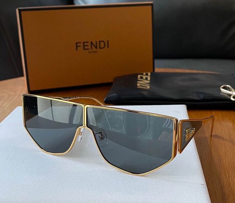 F*endi Glasses Top
