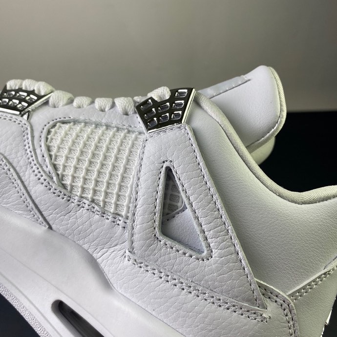 Air Jordan 4 308497-100