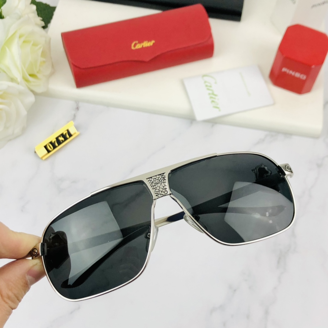 C*artier Glasses Top