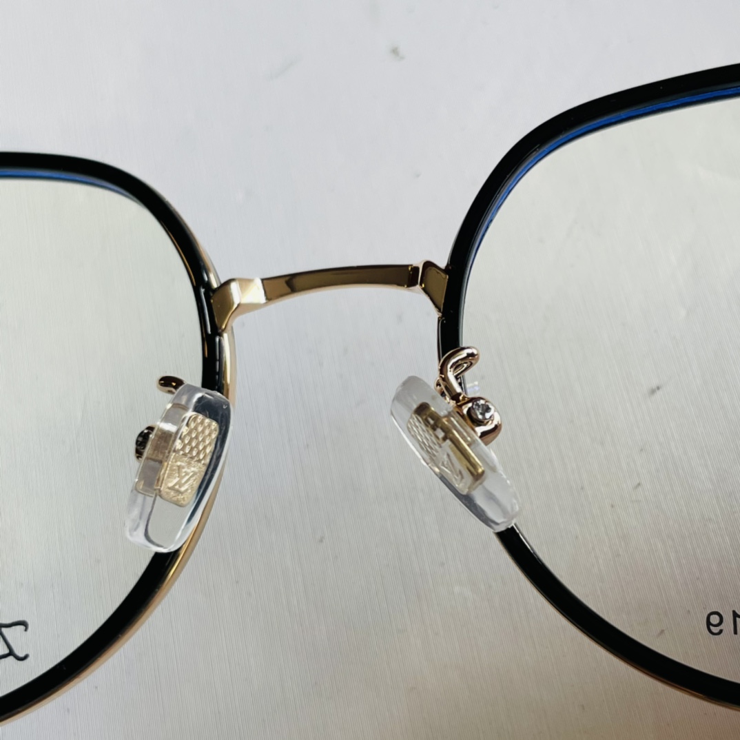 L*ouis V*uitton Glasses Top