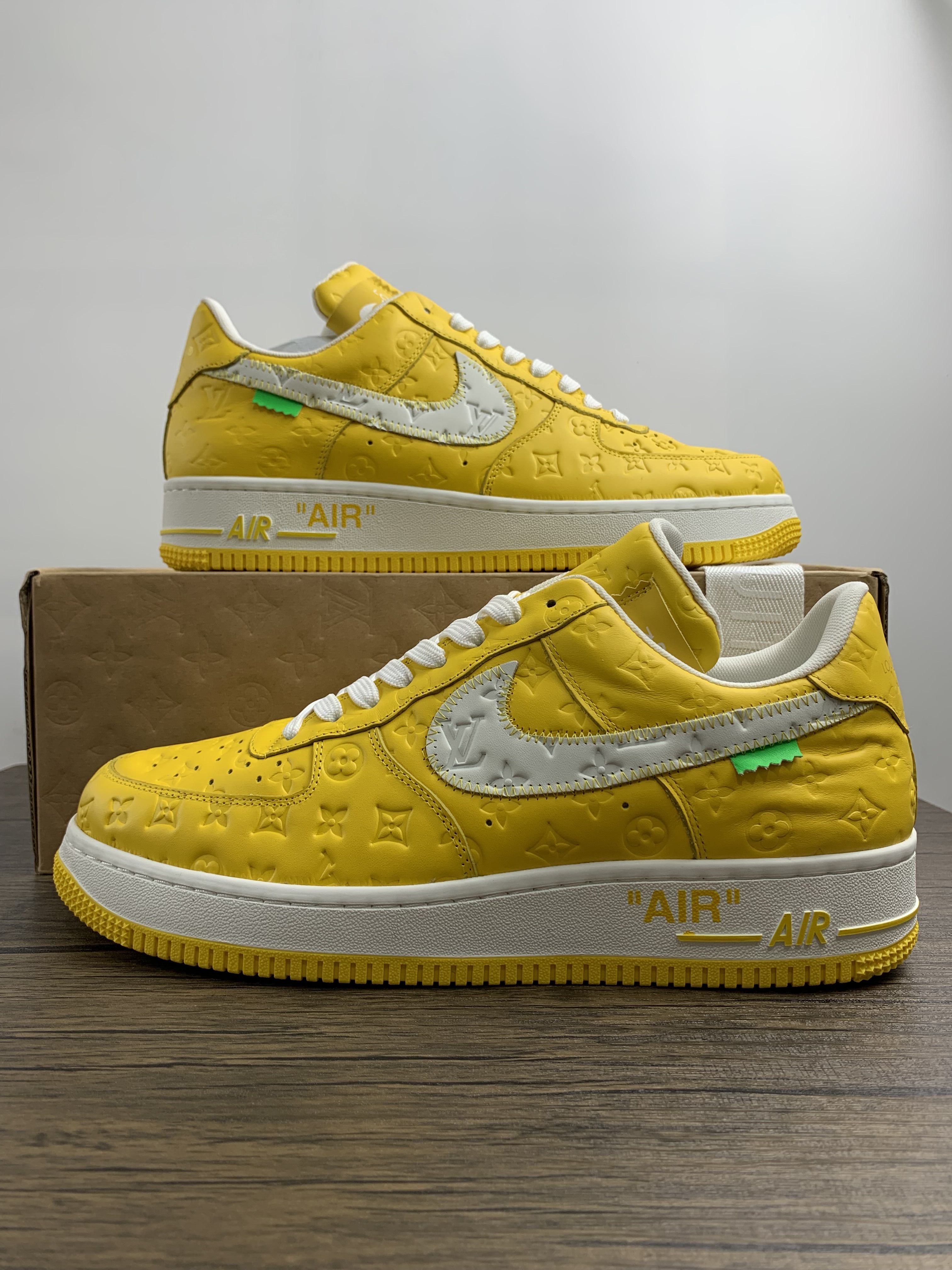 from Men L*ouis V*uitton * nike air force 1 Top Sneakers