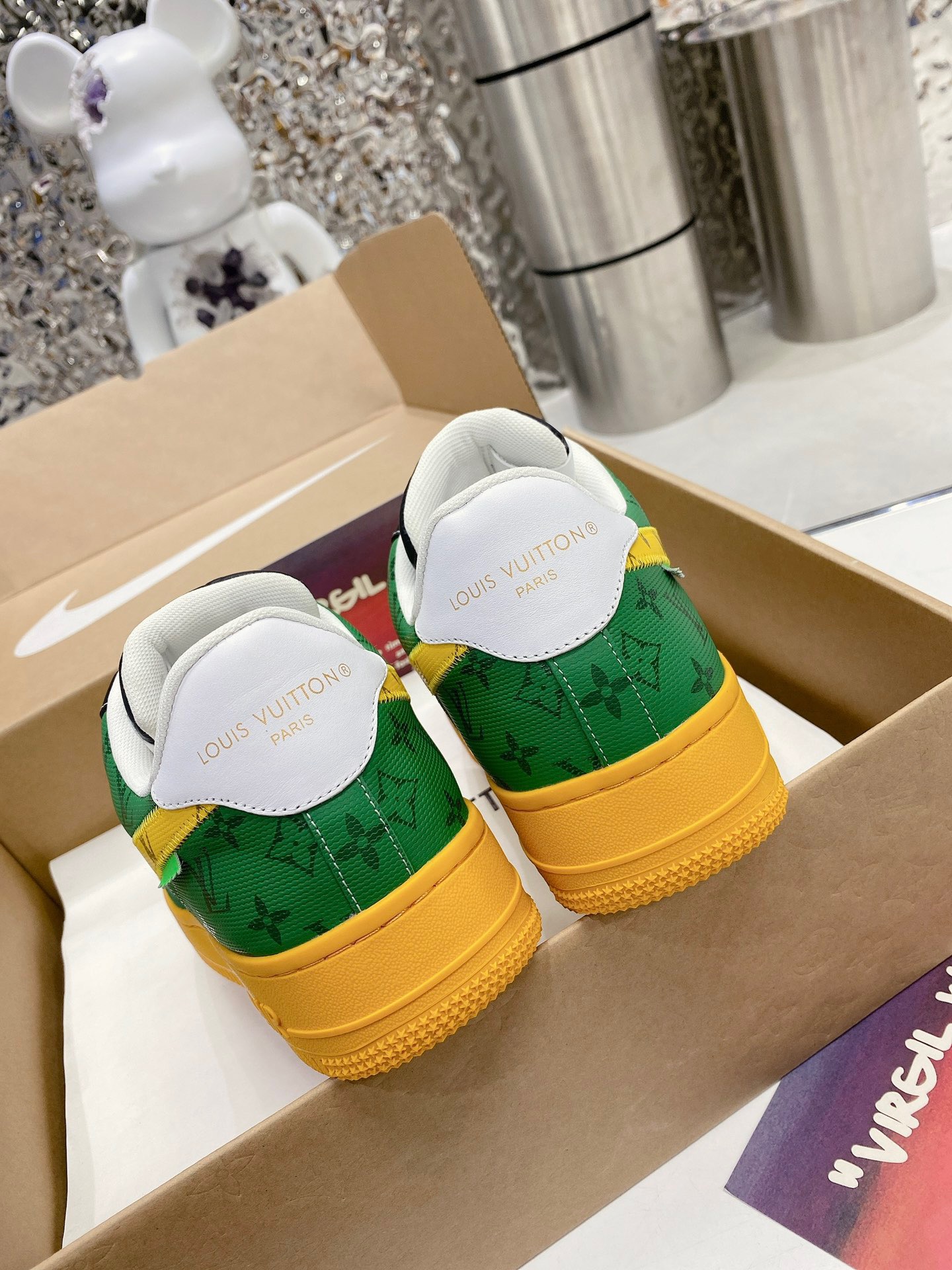 from Men Women L*ouis V*uitton * nike air j*ordan1 low aj1 Top Sneakers