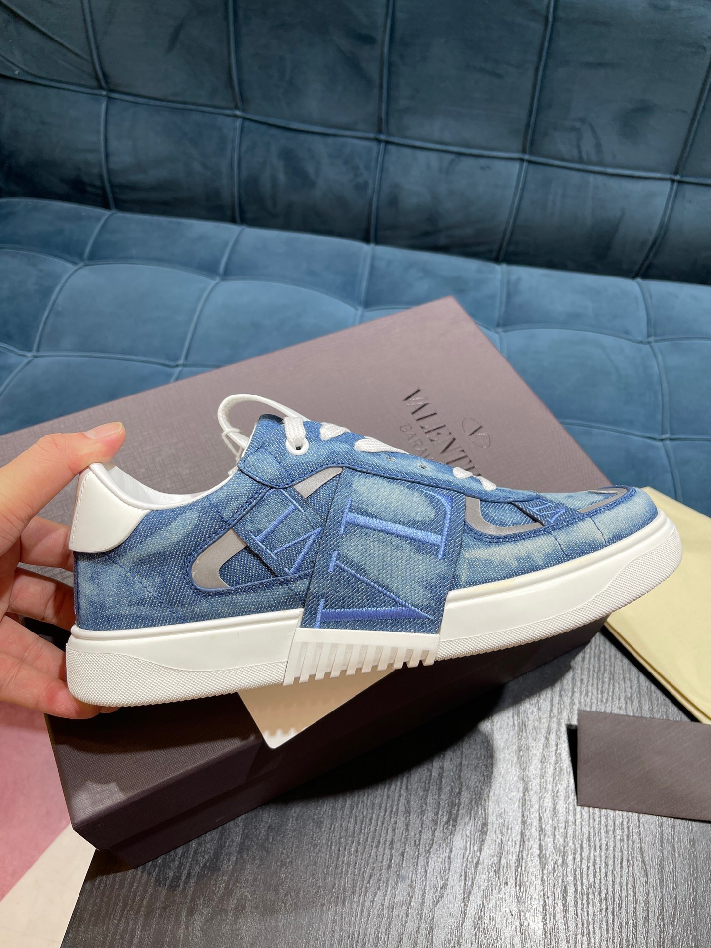 Women Men V*alentino Top Sneakers