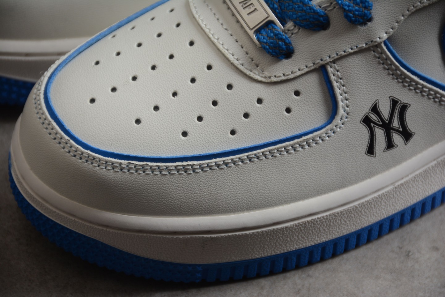 from Nike Air Force 1 Low xN*Y