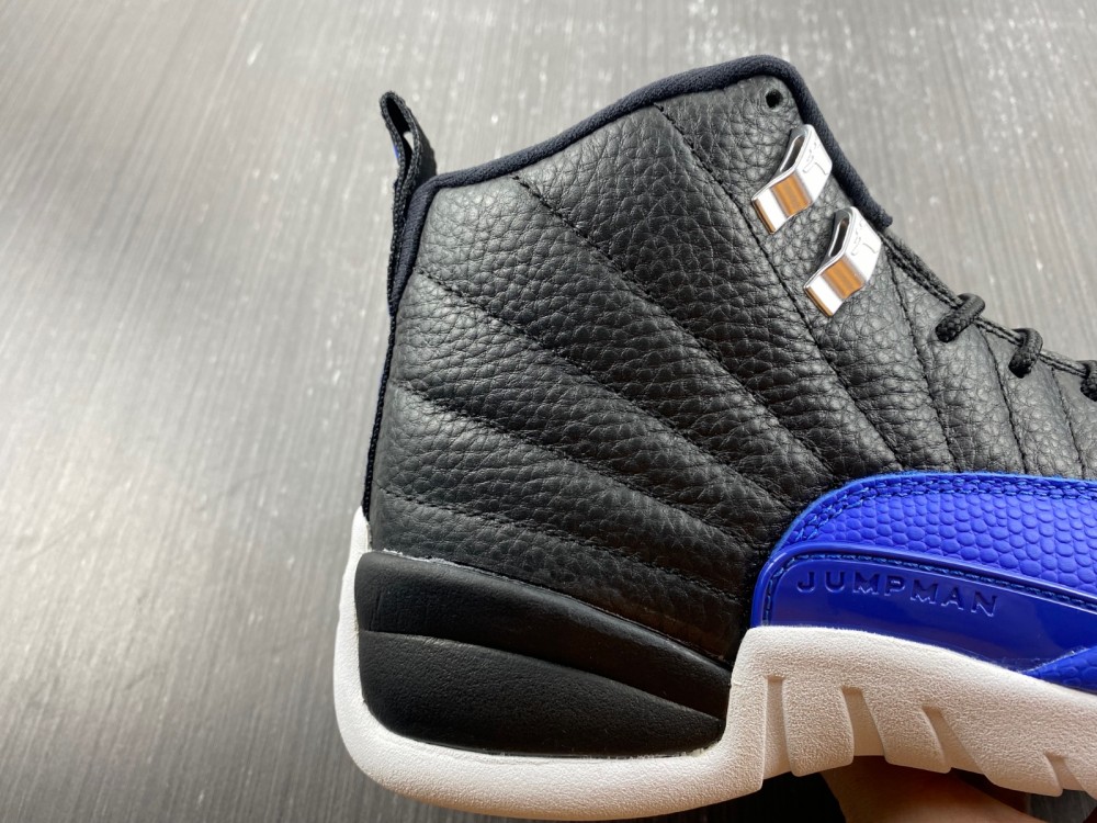 Air Jordan 12 AO6068-004