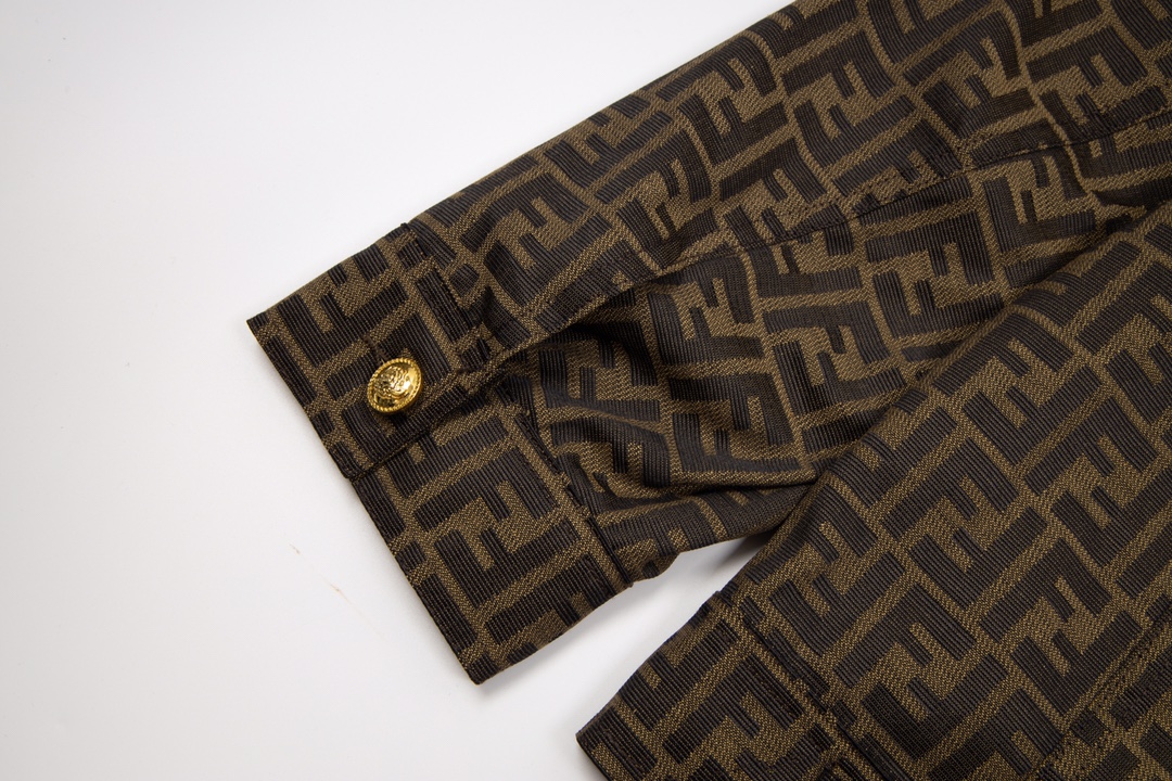 Men Jacket/Sweater Top Quality