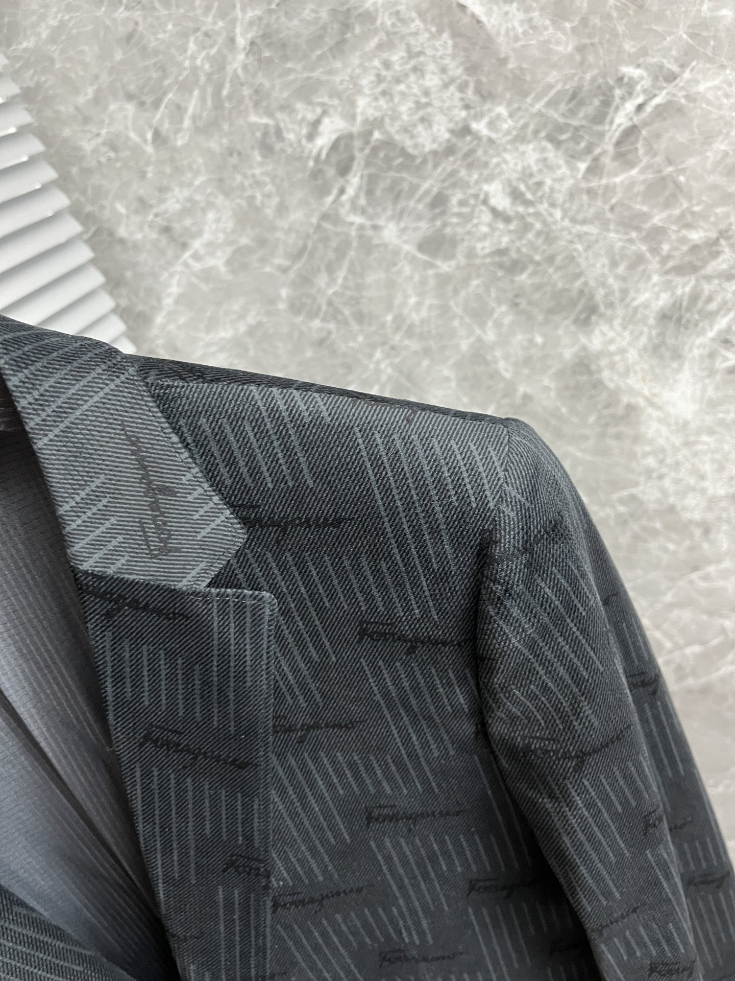 Men Jacket/Sweater Top Quality