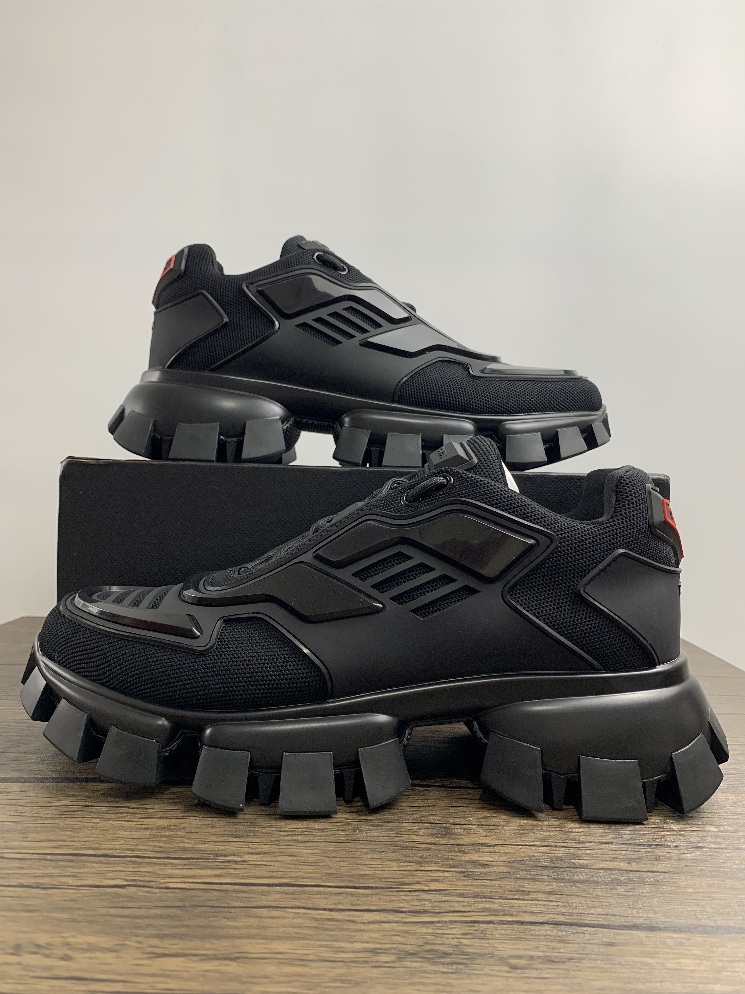 Men Women P*rada Top Sneaker