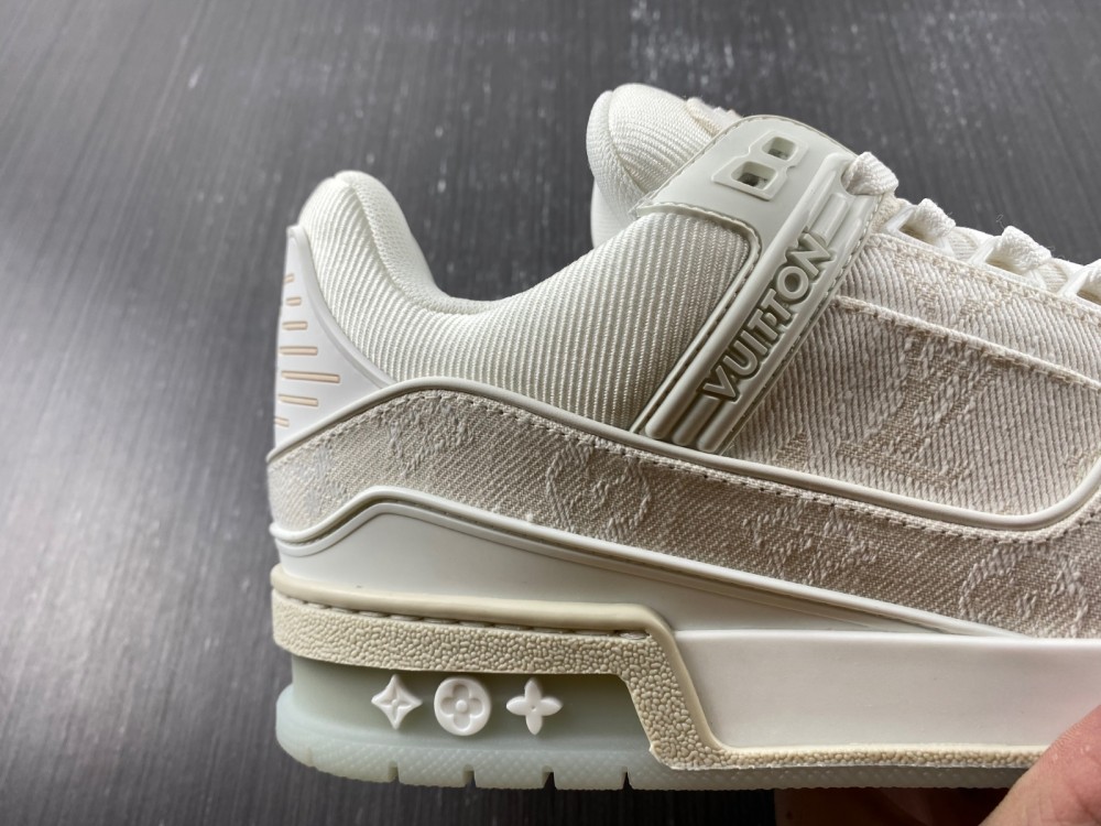 Men L*ouis V*uitton Top Sneakers