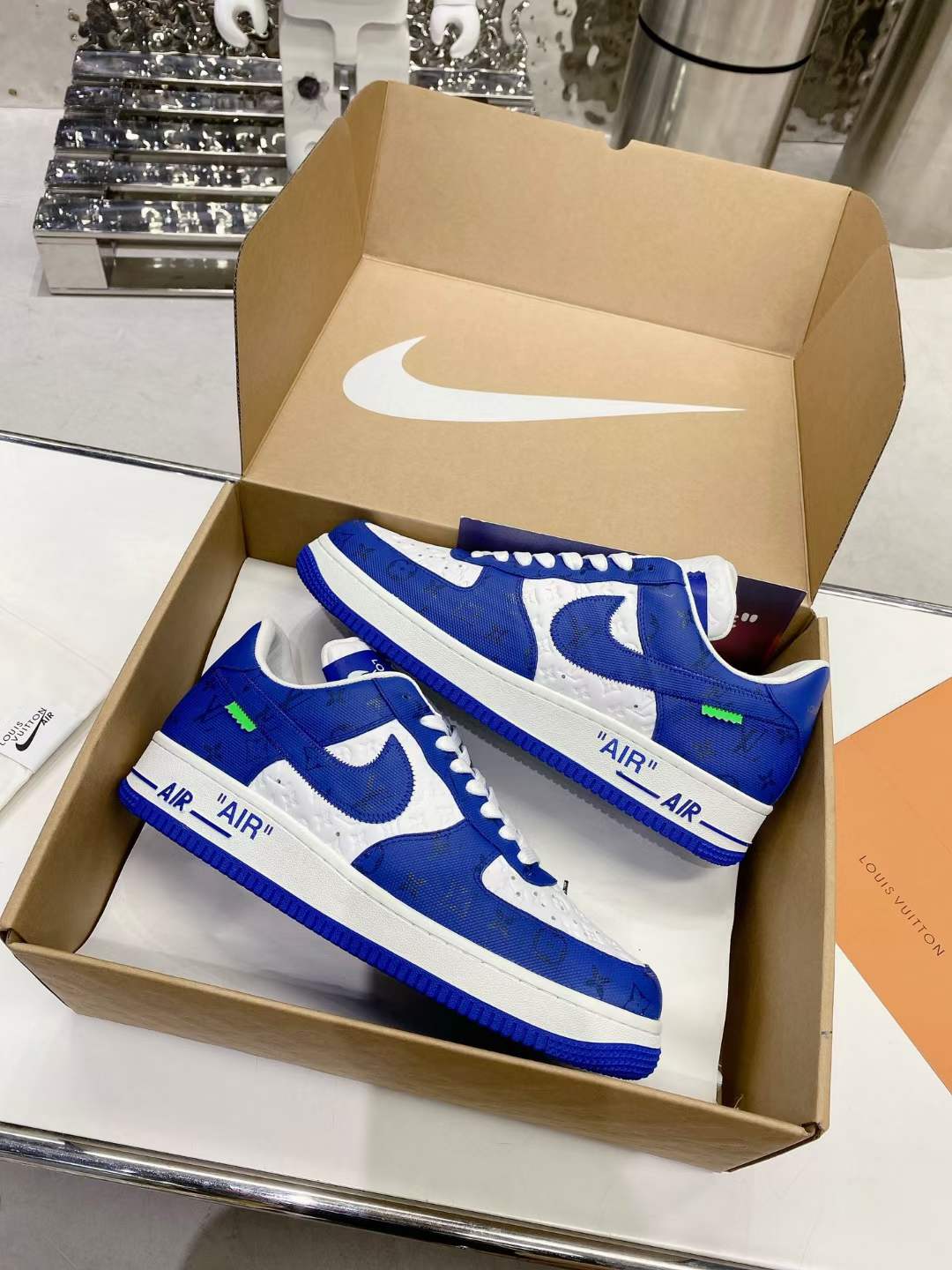 from Men Women L*ouis V*uitton x NIKE Air force1 22ss Sneakers Maikesneakers