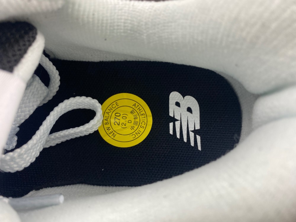 N*ew B*alance Sneakers Maikesneakers