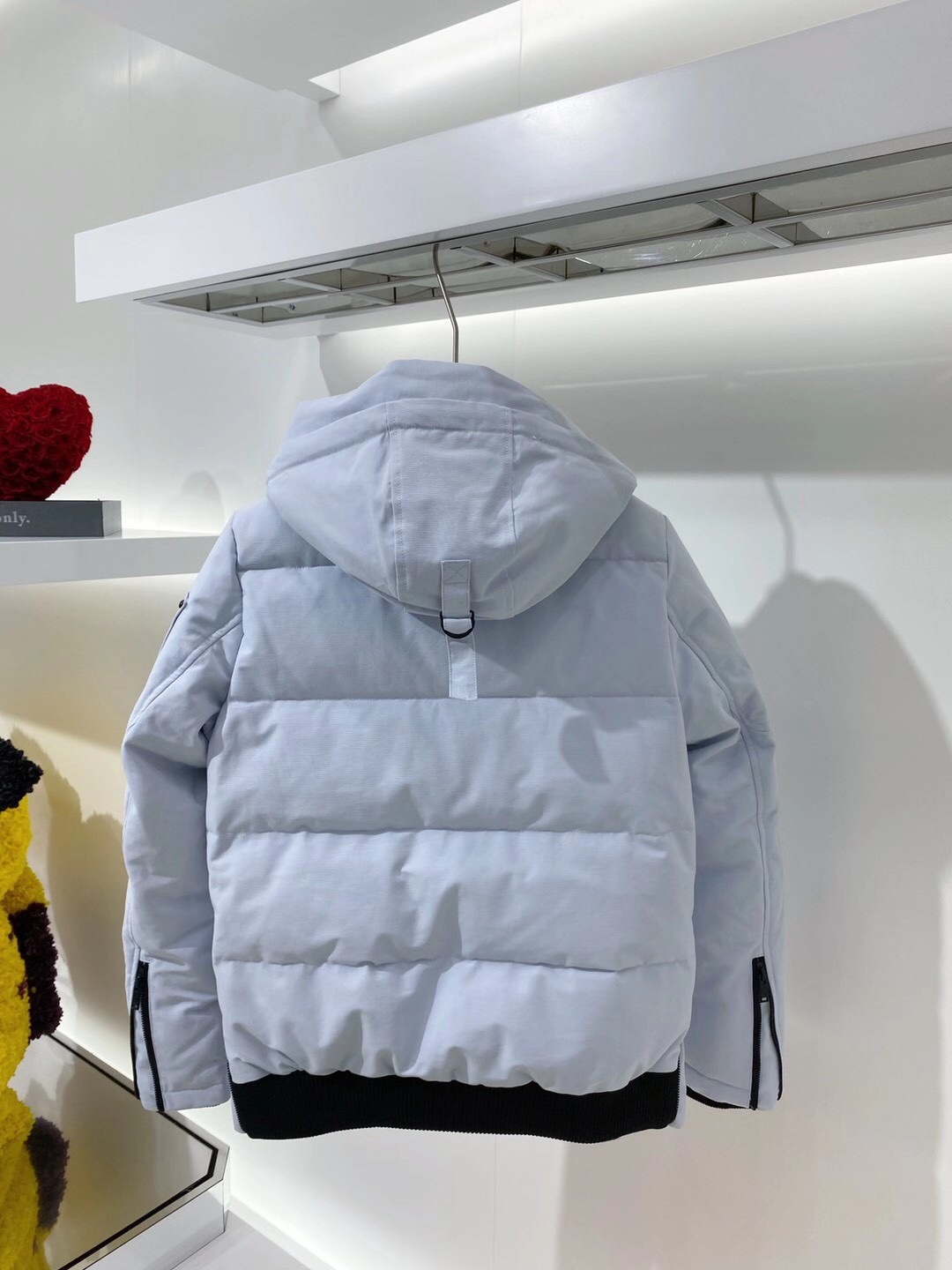 Men Women Down jacket Maikesneakers