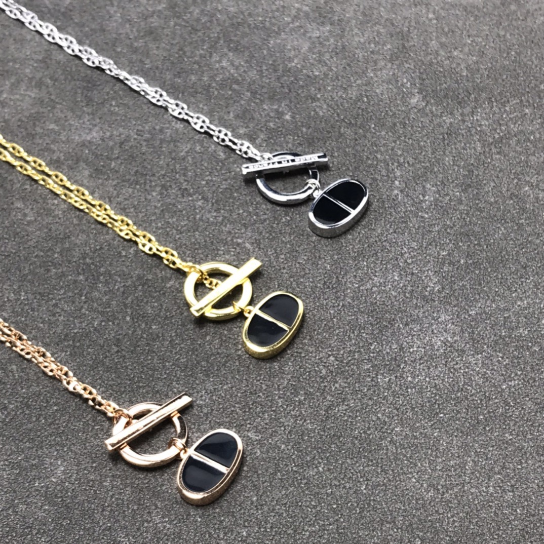 Necklace H*ermes