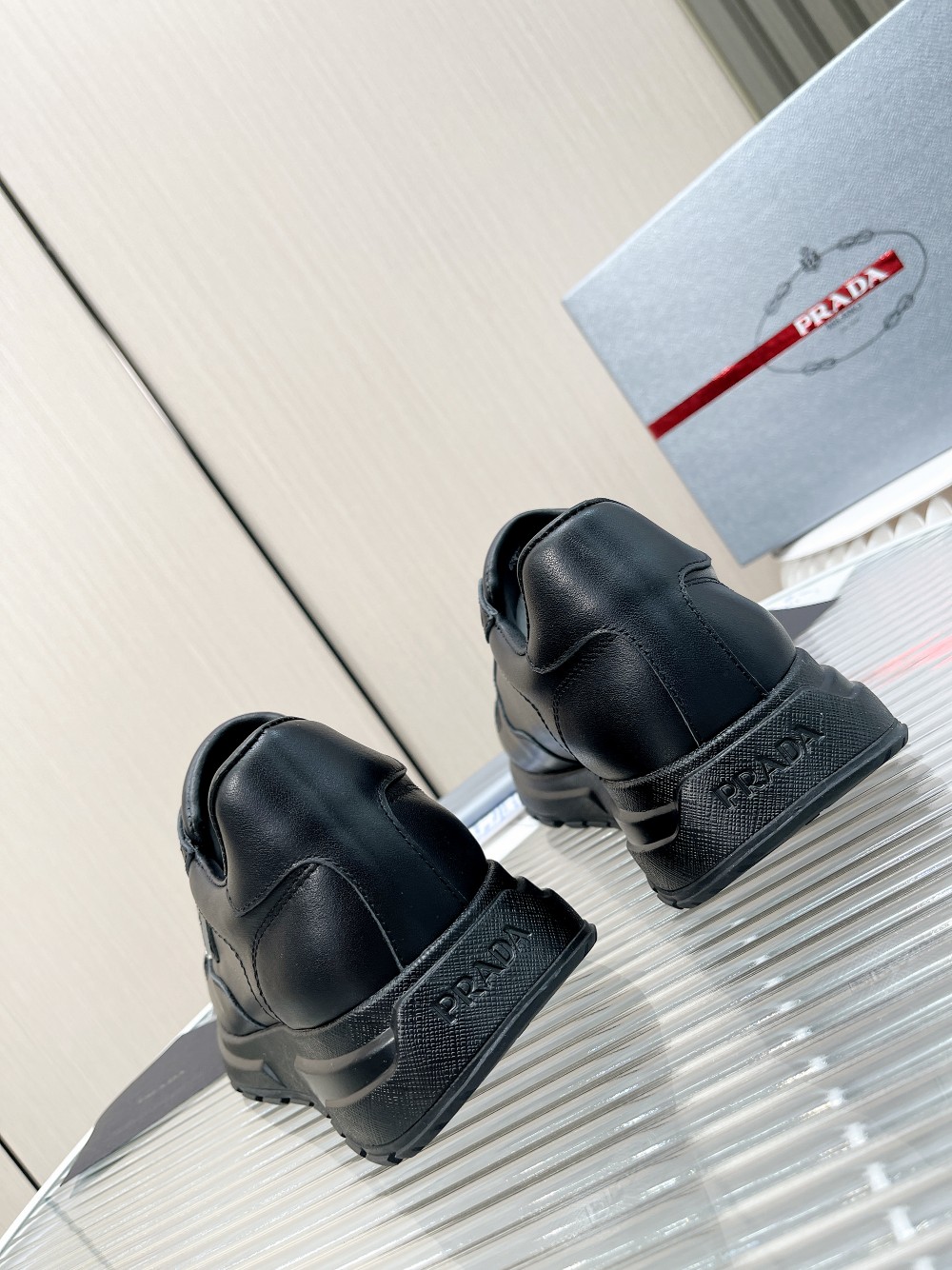 Men P*rada Top Sneaker （ ）