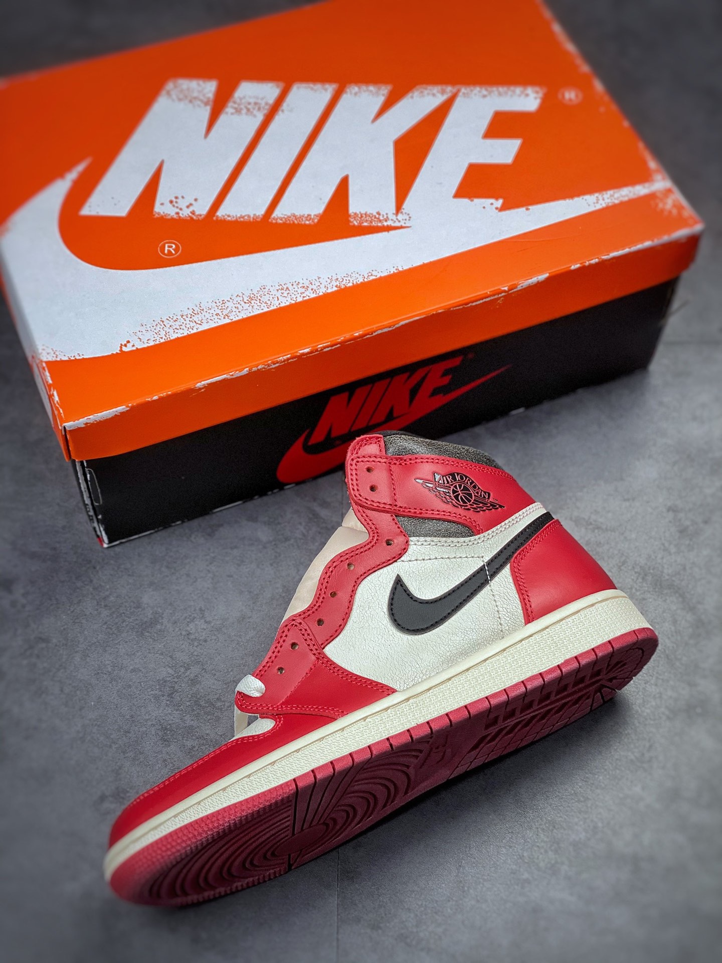 Nike Air Jordan 1 High AJ1