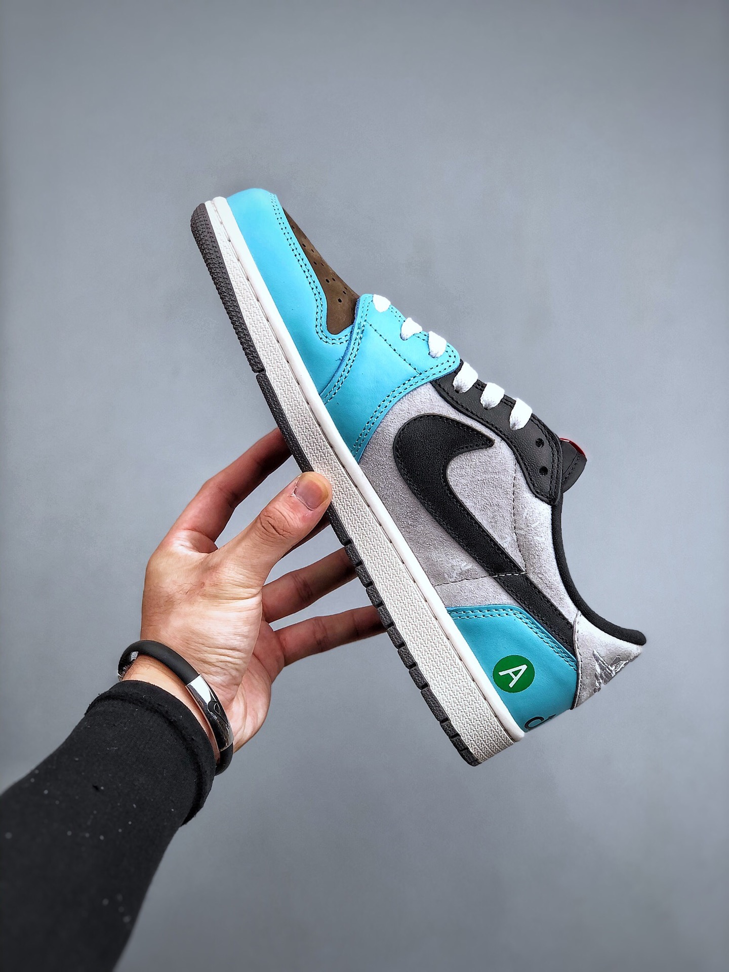 T*ravis S*cott Nike Air Jordan 1 low AJ1 DM7866-009