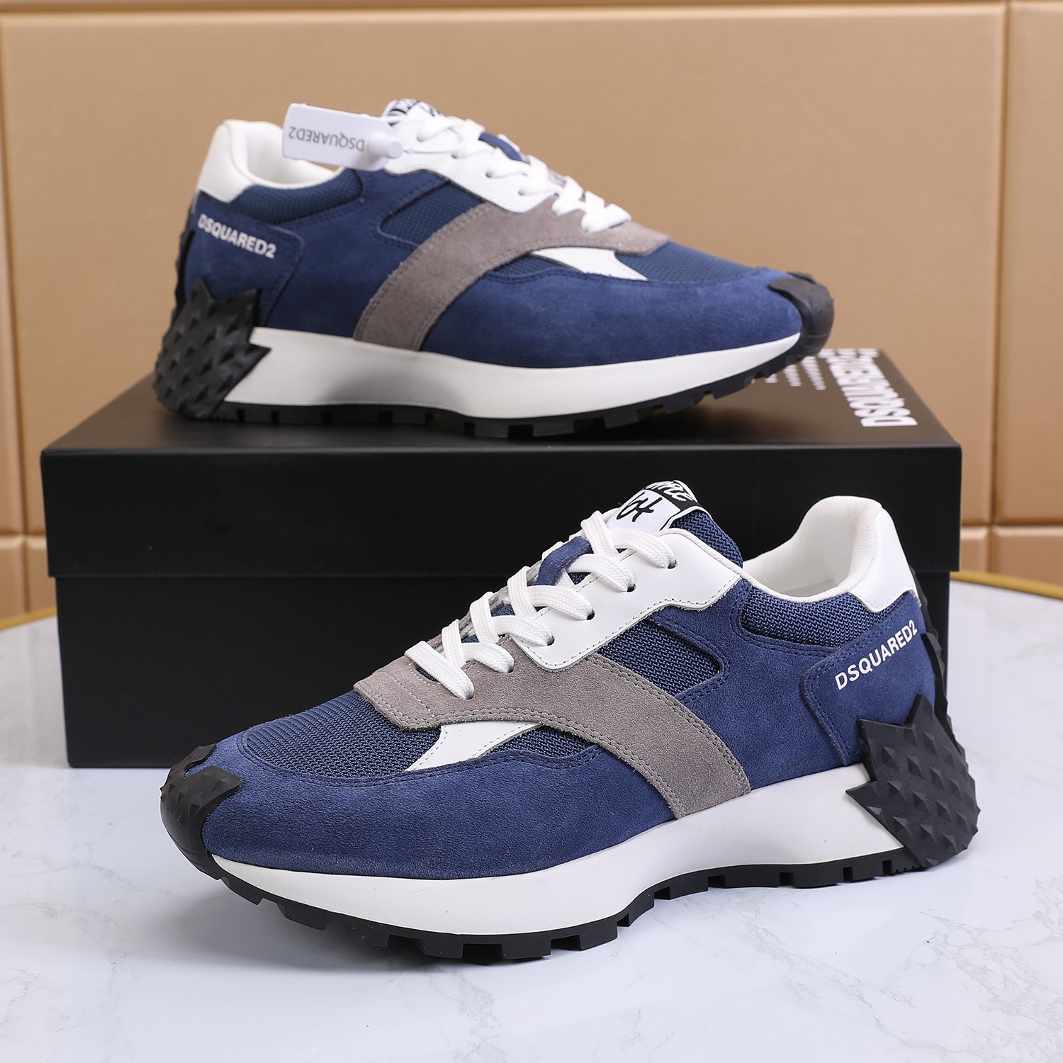 Men O*ff W*hite Top Sneakers