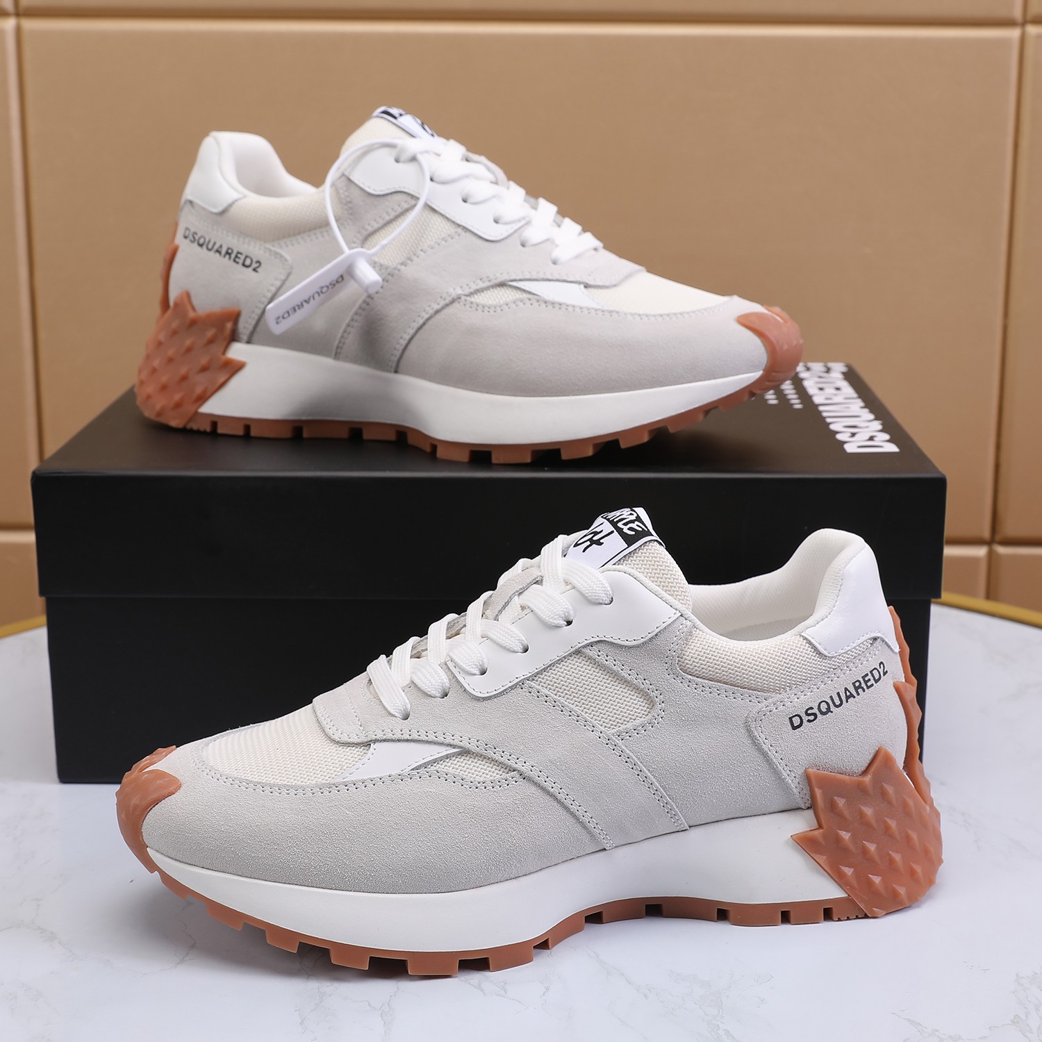 Men O*ff W*hite Top Sneakers