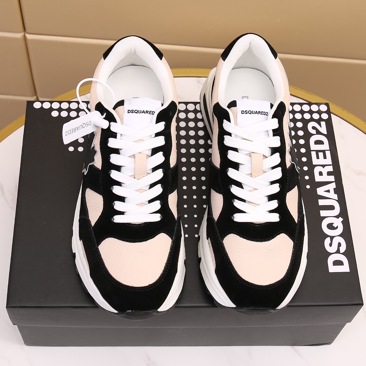 Men O*ff W*hite Top Sneakers