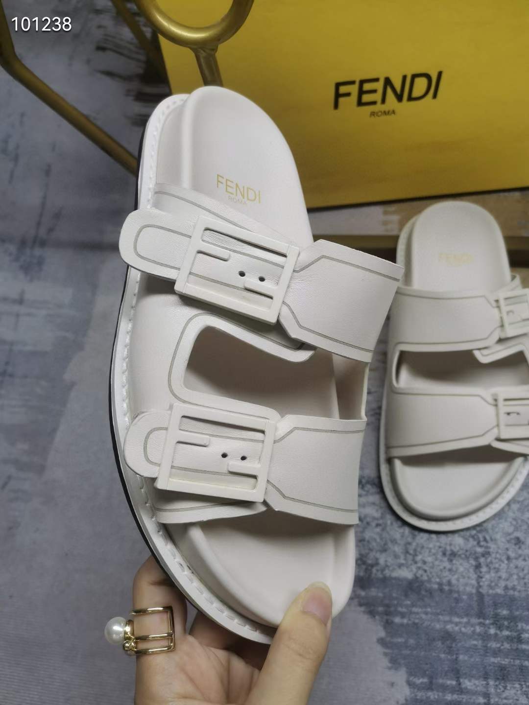 Women Men F*endi Top Sandals （ ）