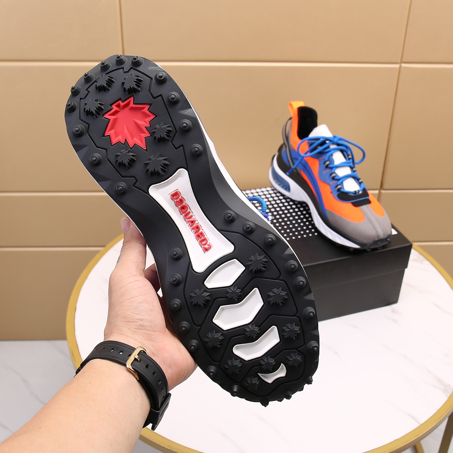 Men O*ff W*hite Top Sneakers