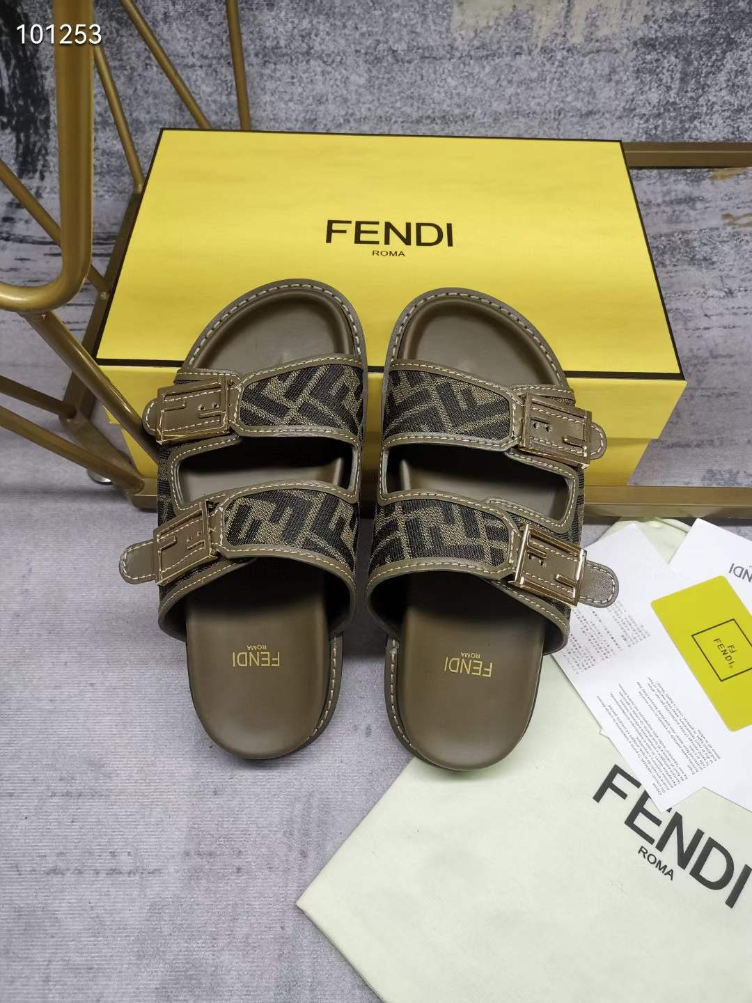 Women Men F*endi Top Sandals （ ）