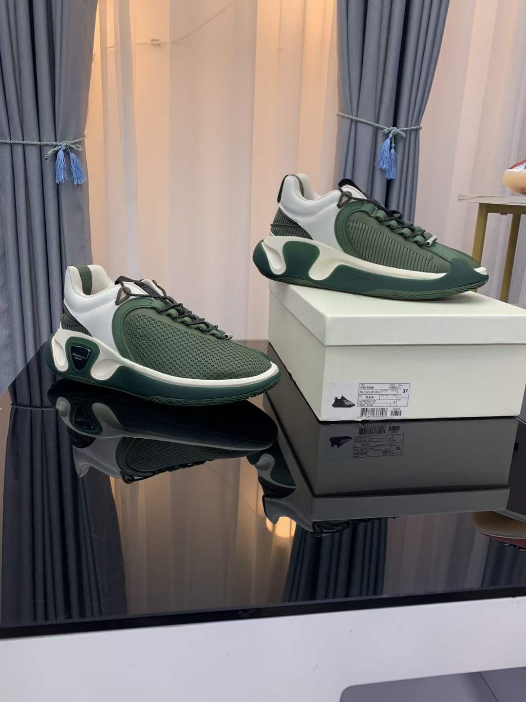 Men Women B*almain Top Sneakers