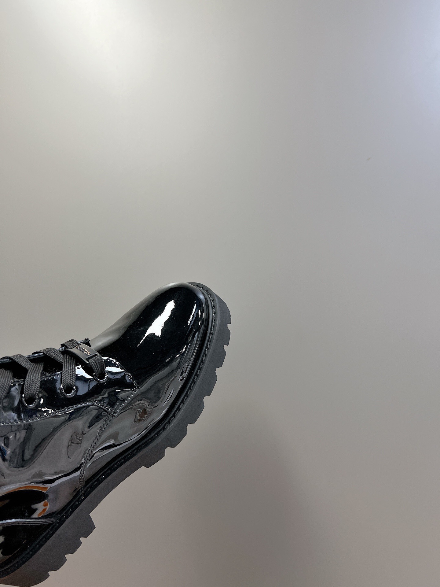 Women L*ouis V*uitton Top Boots Maikesneakers