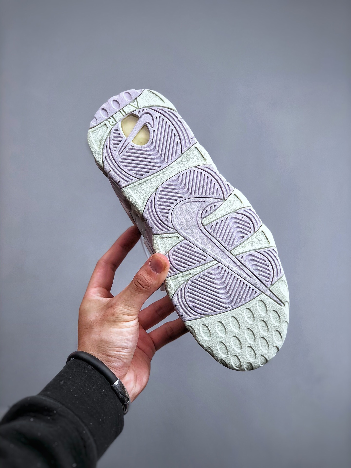 Nike air more uptempo