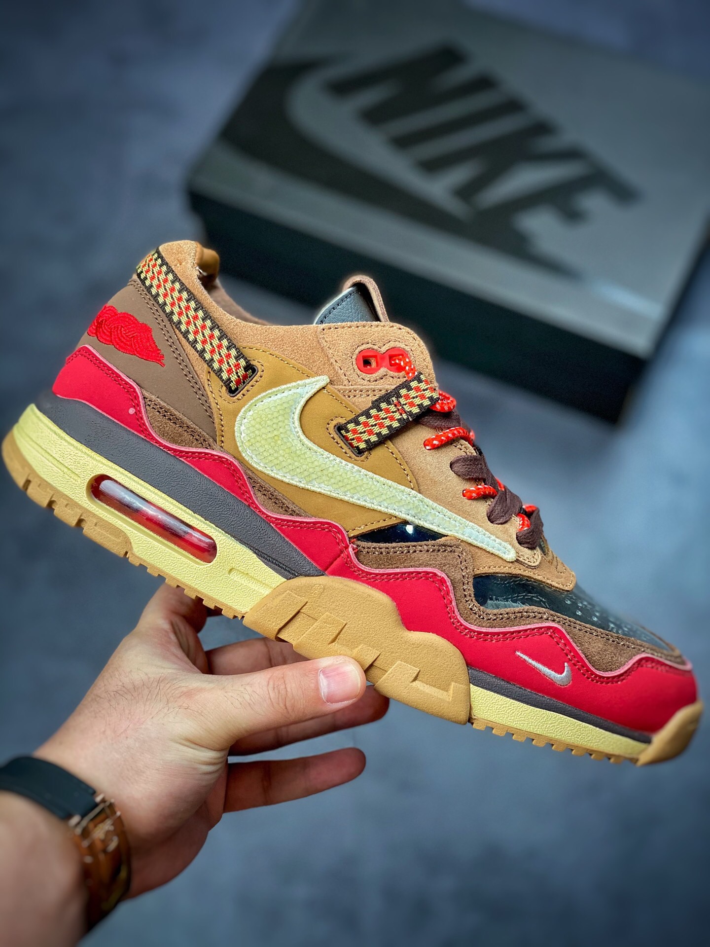 Men clot Nike Air Max 1 kiss of death