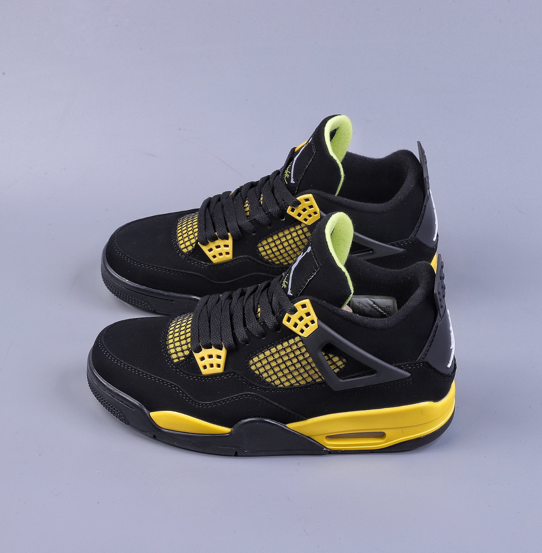 Nike Air Jordan 4 Retro