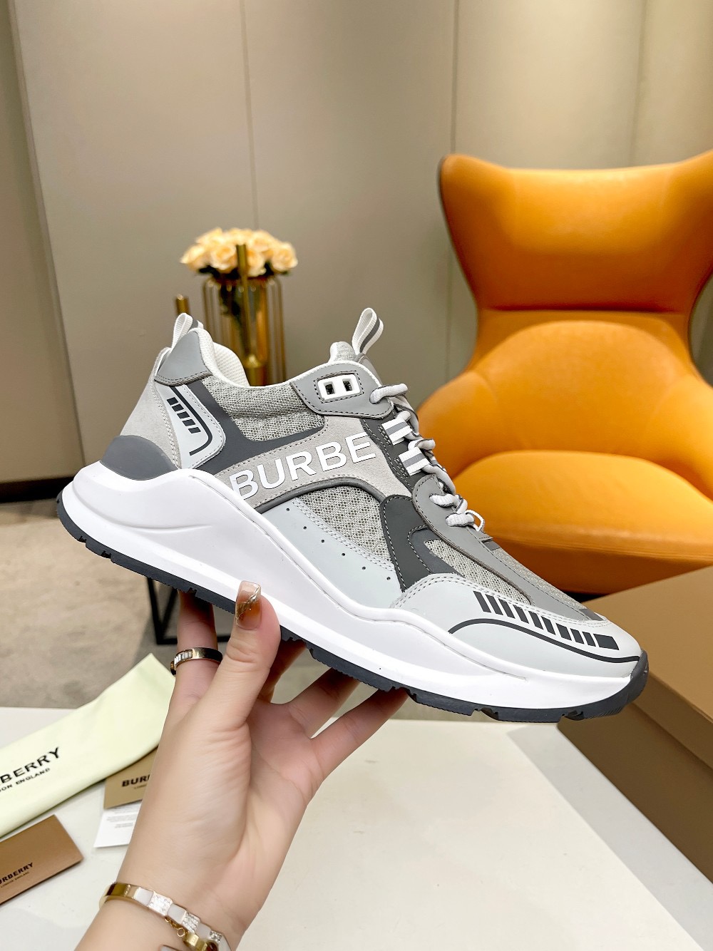 Men B*rberry Sneaker （）