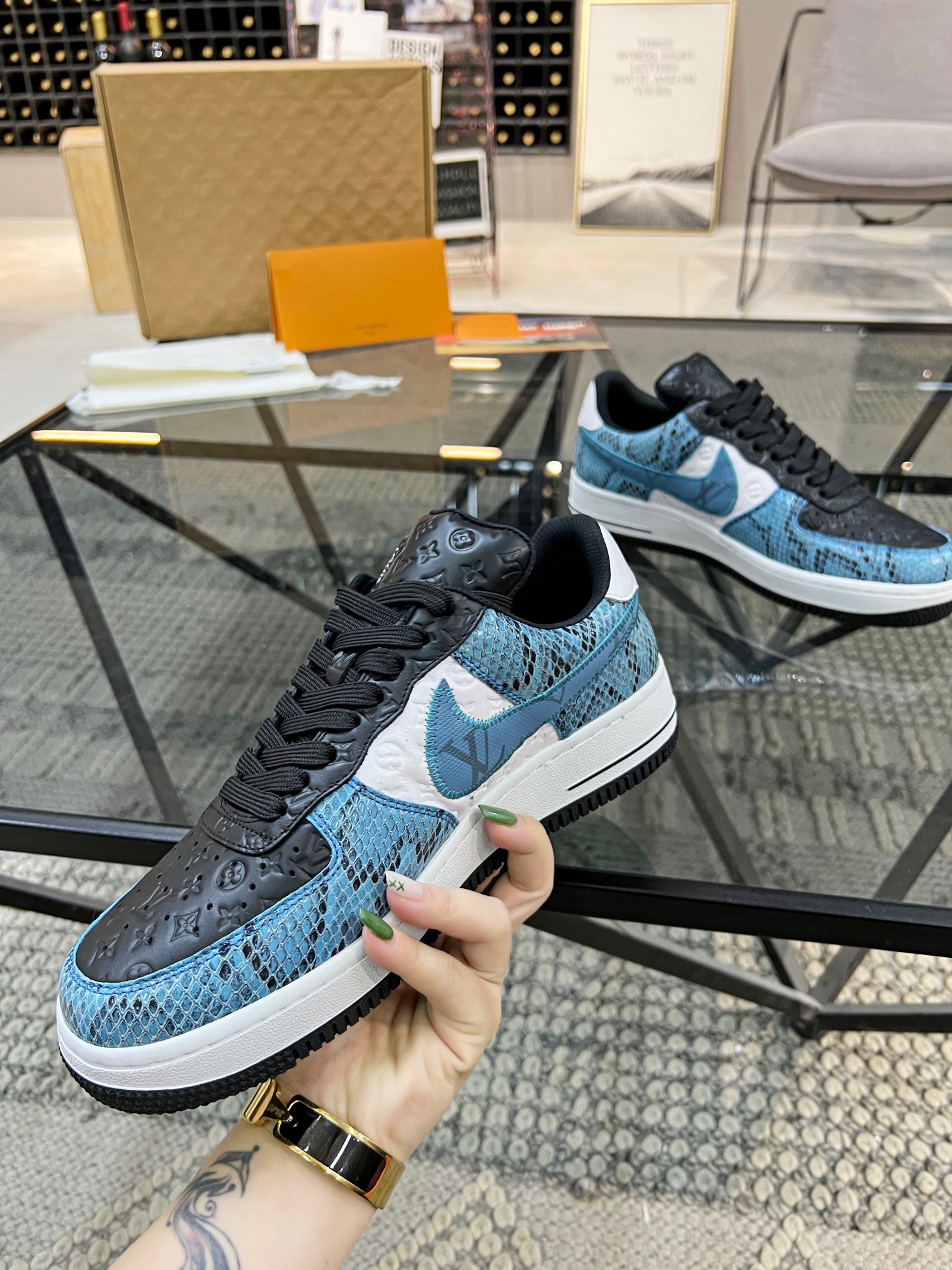 Men Women L*ouis V*uitton x NIKE Sneakers Maikesneakers