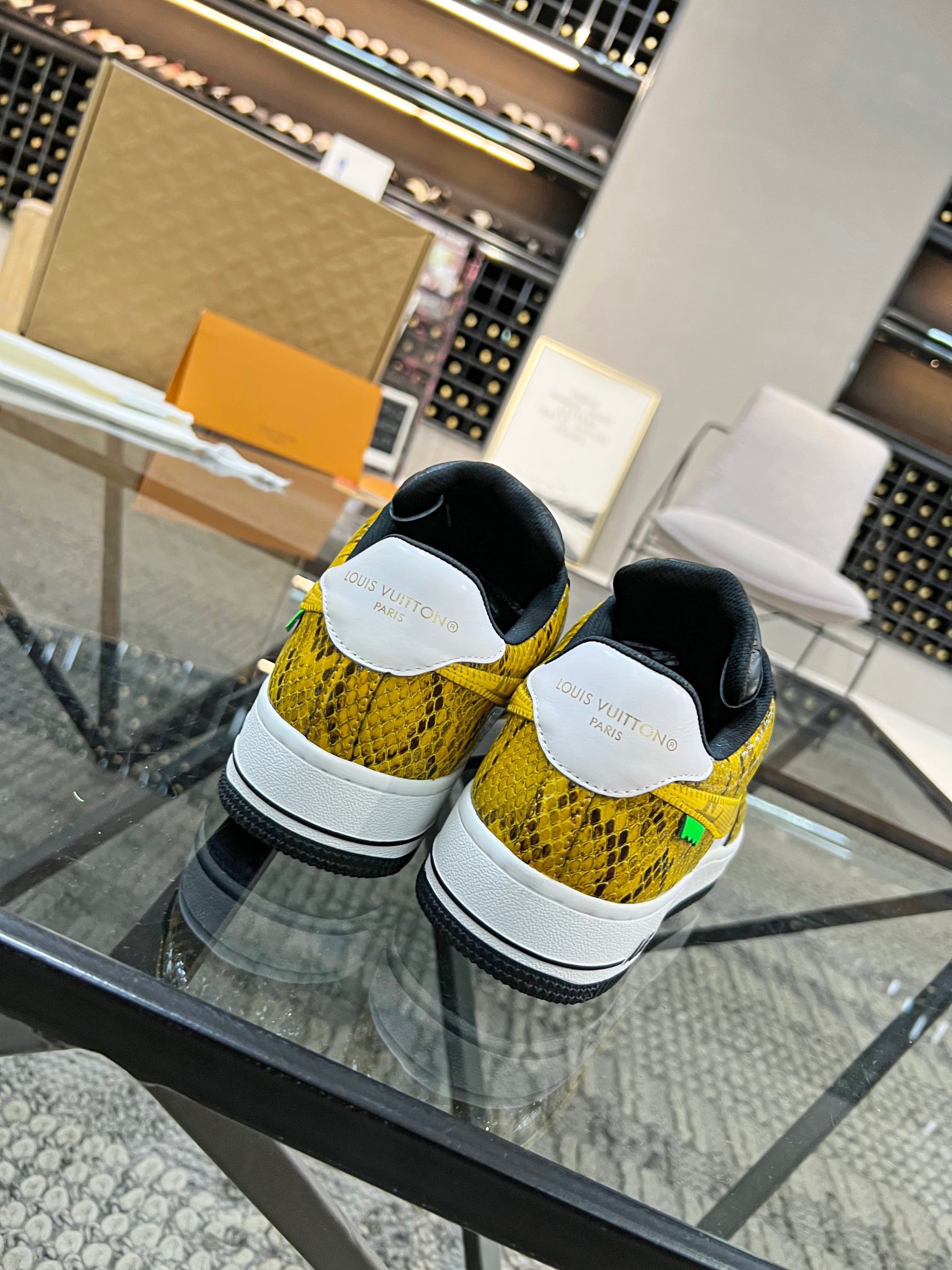 Men Women L*ouis V*uitton x NIKE Sneakers Maikesneakers