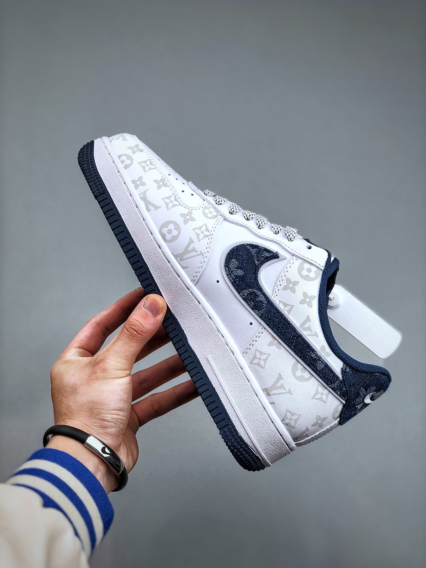 Nike + L*V Air Force 1
