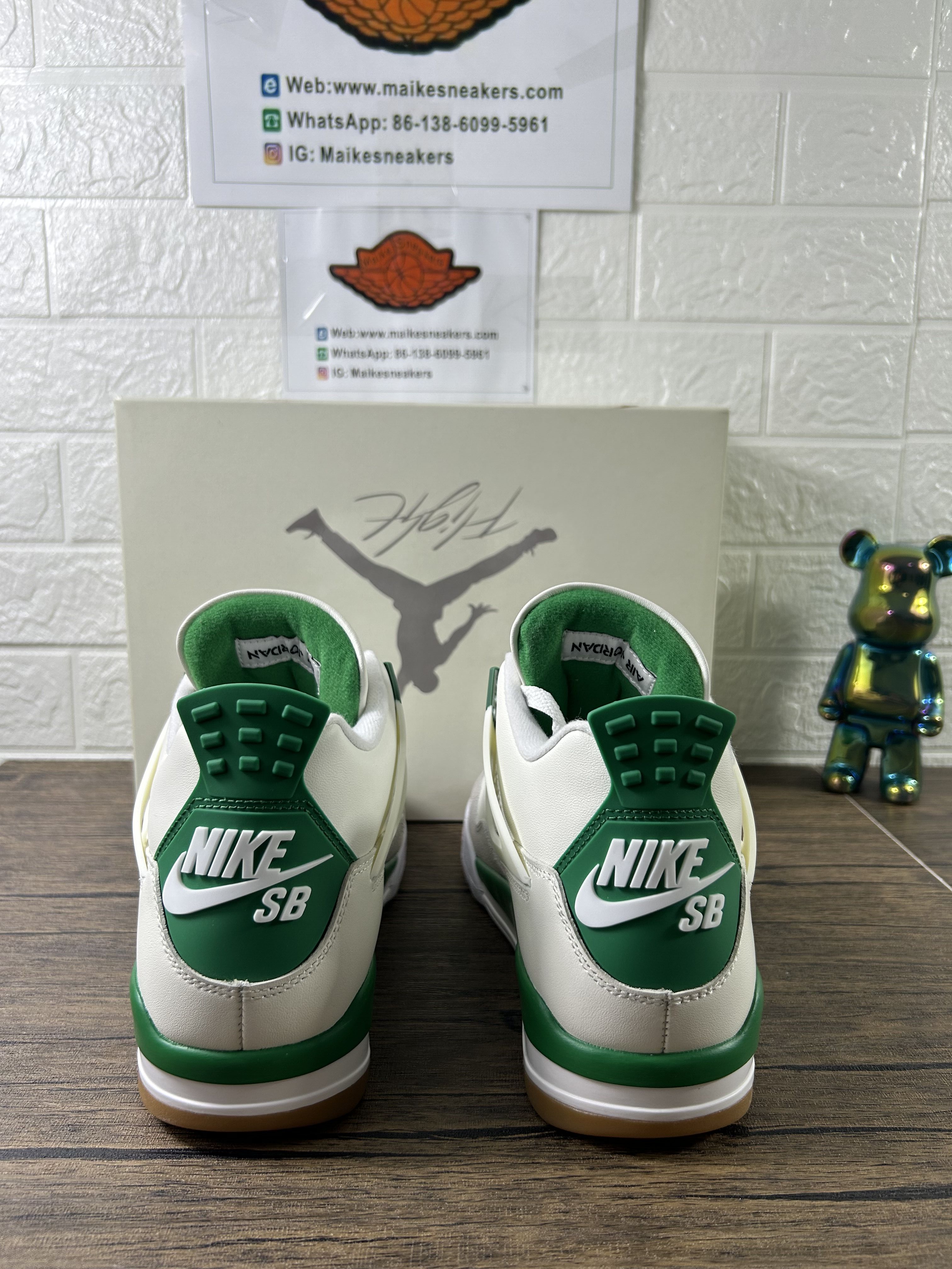 Nike Air Jordan 4 aj4  Pine Green