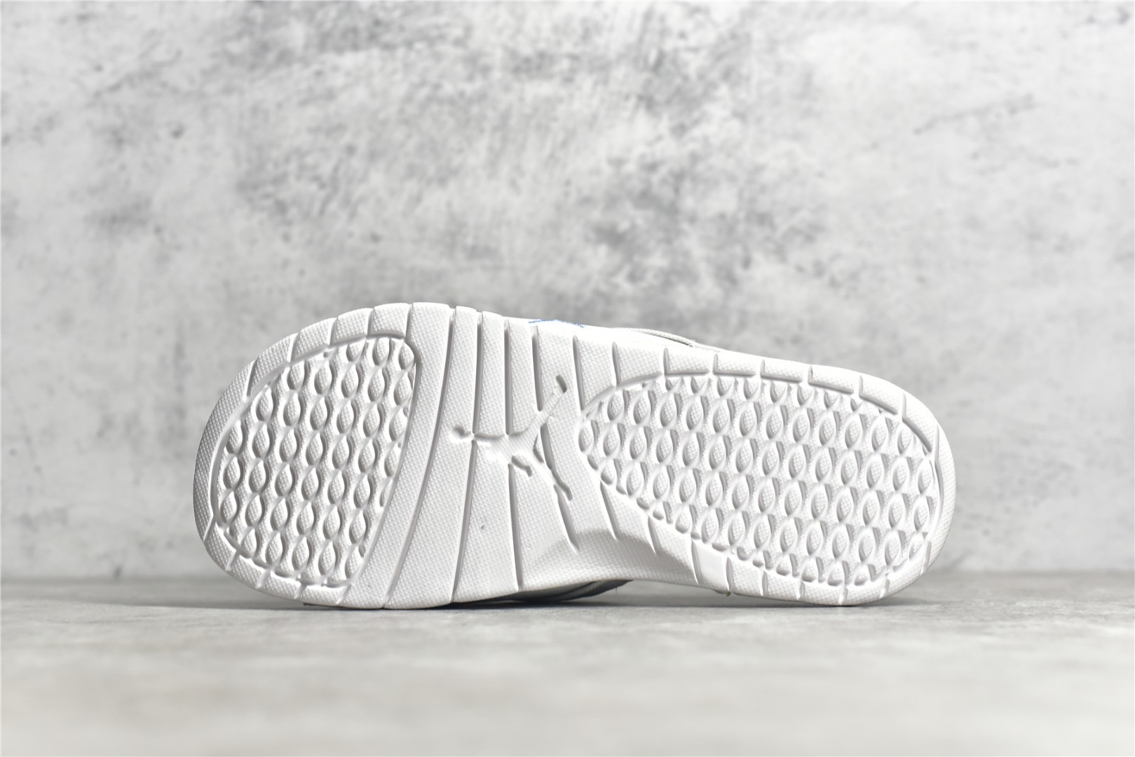 Nike Air Jordan 12 Slippers