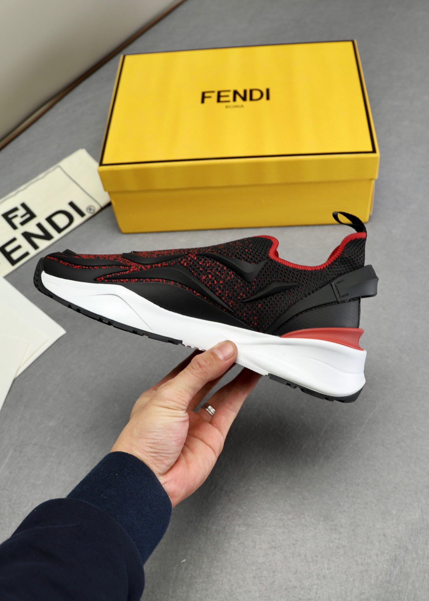 Men F*endi Top Sneaker （ ）