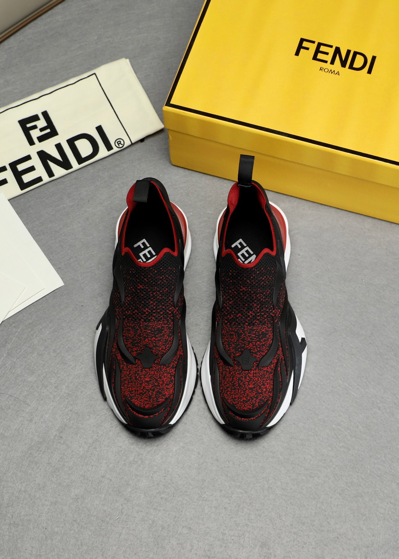 Men F*endi Top Sneaker （ ）