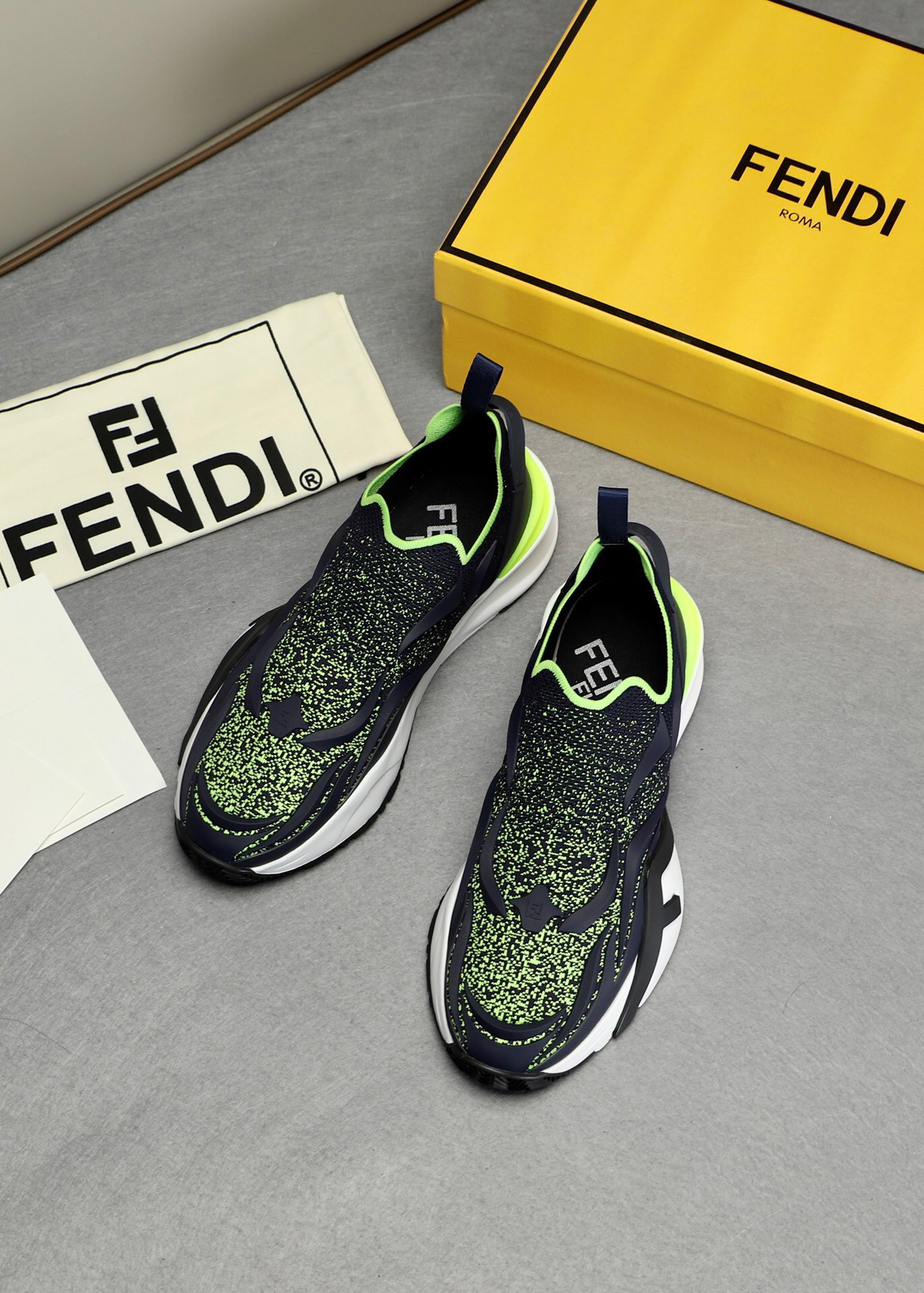 Men F*endi Top Sneaker （ ）