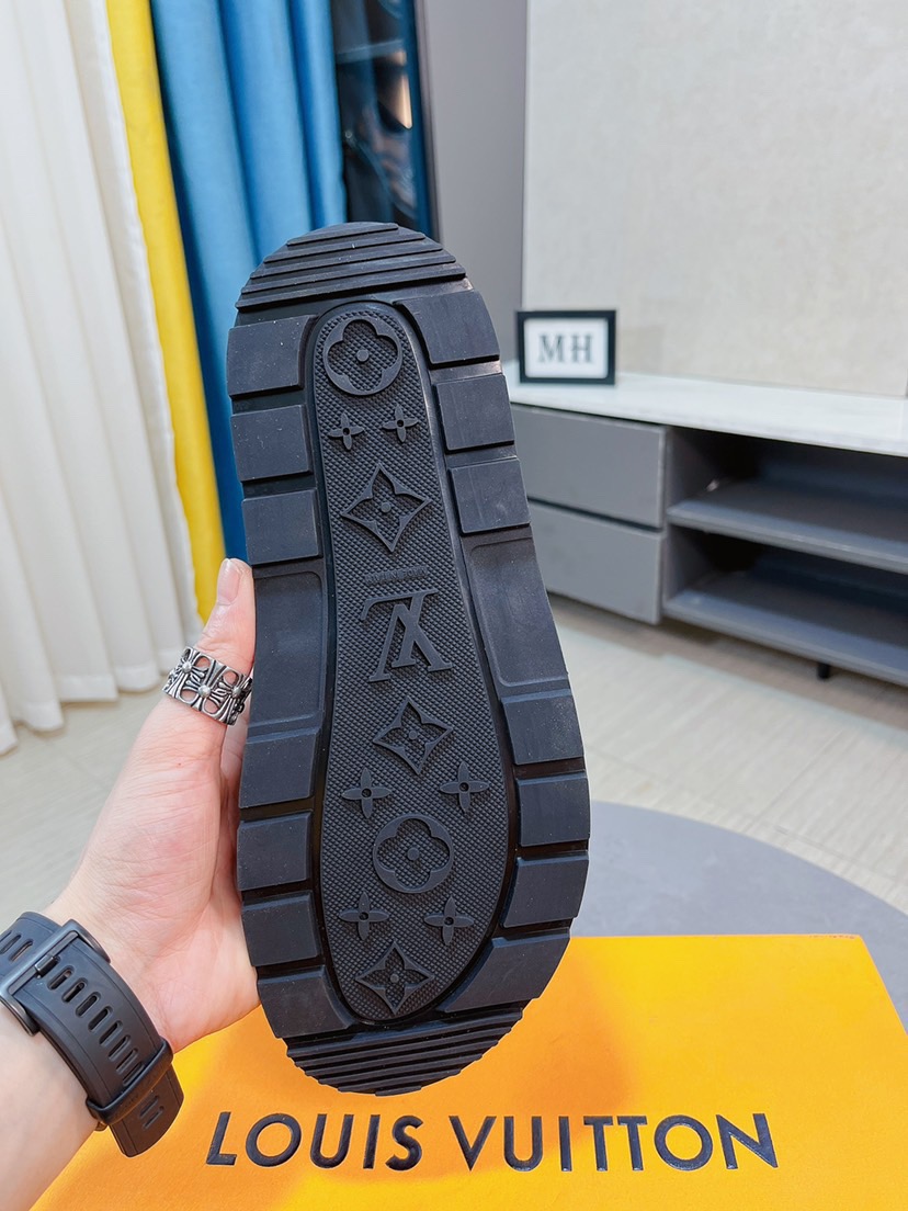 Men L*ouis V*uitton Top Slippers