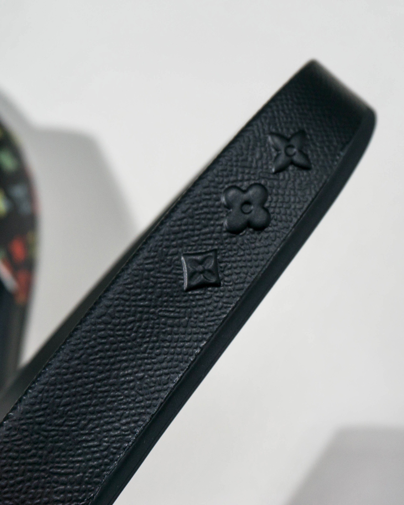 Men L*ouis V*uitton Top Slippers