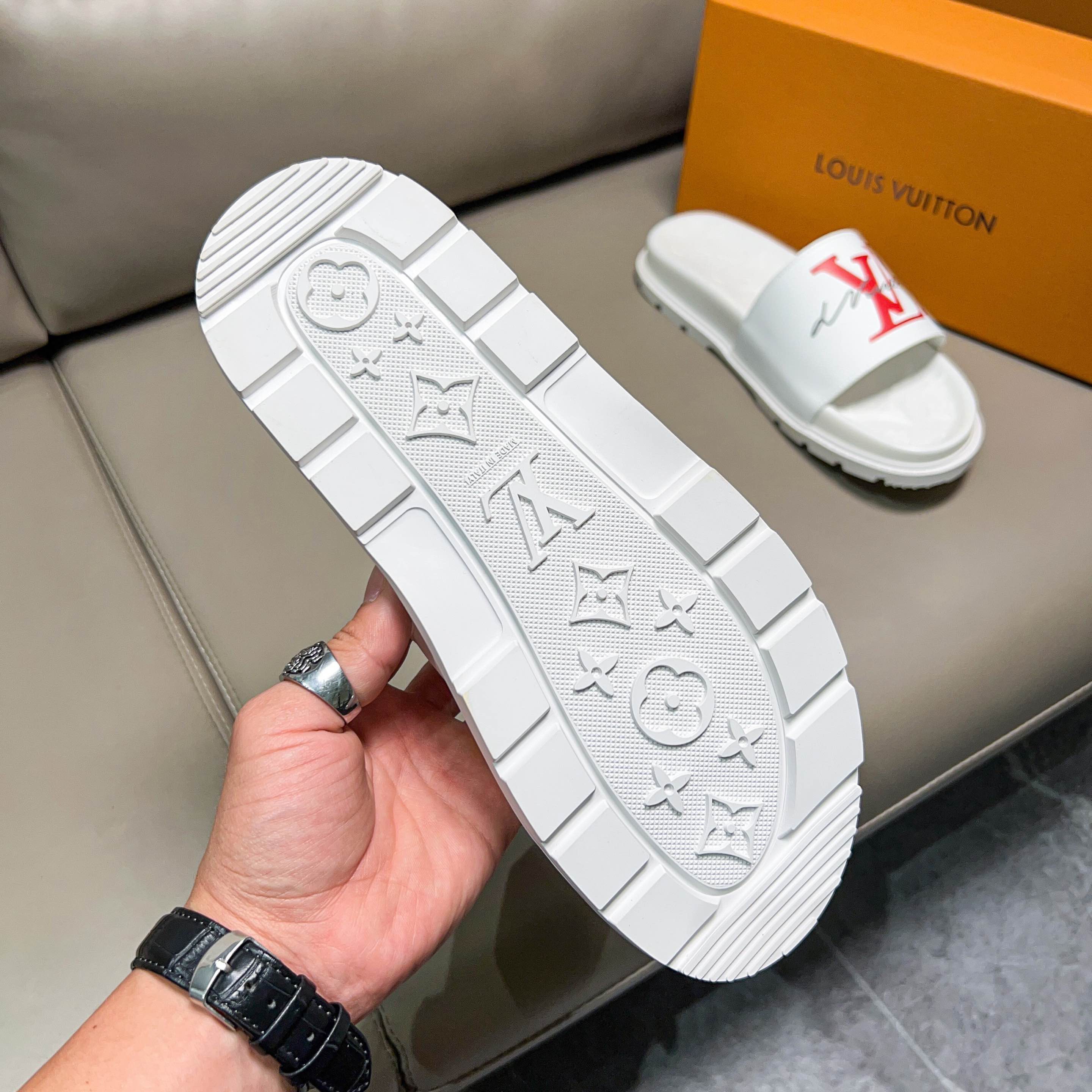 Men L*ouis V*uitton Top Slippers