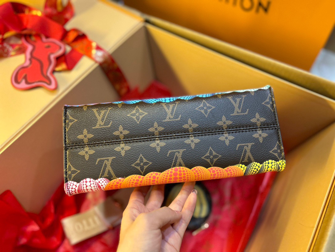 L*ouis V*uitton Top Bag