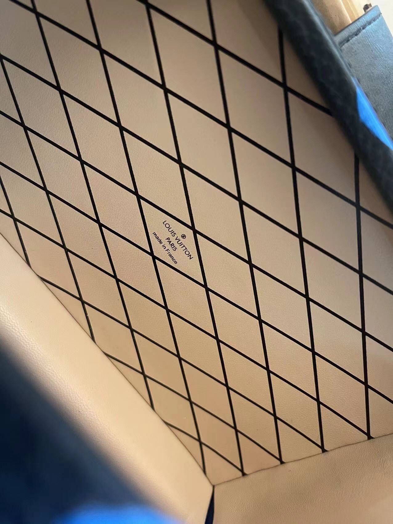 L*ouis V*uitton Top Bag