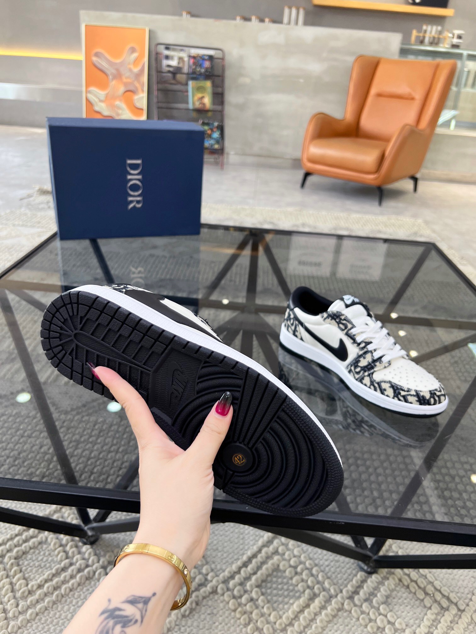 Men D*ior Top Sneakers