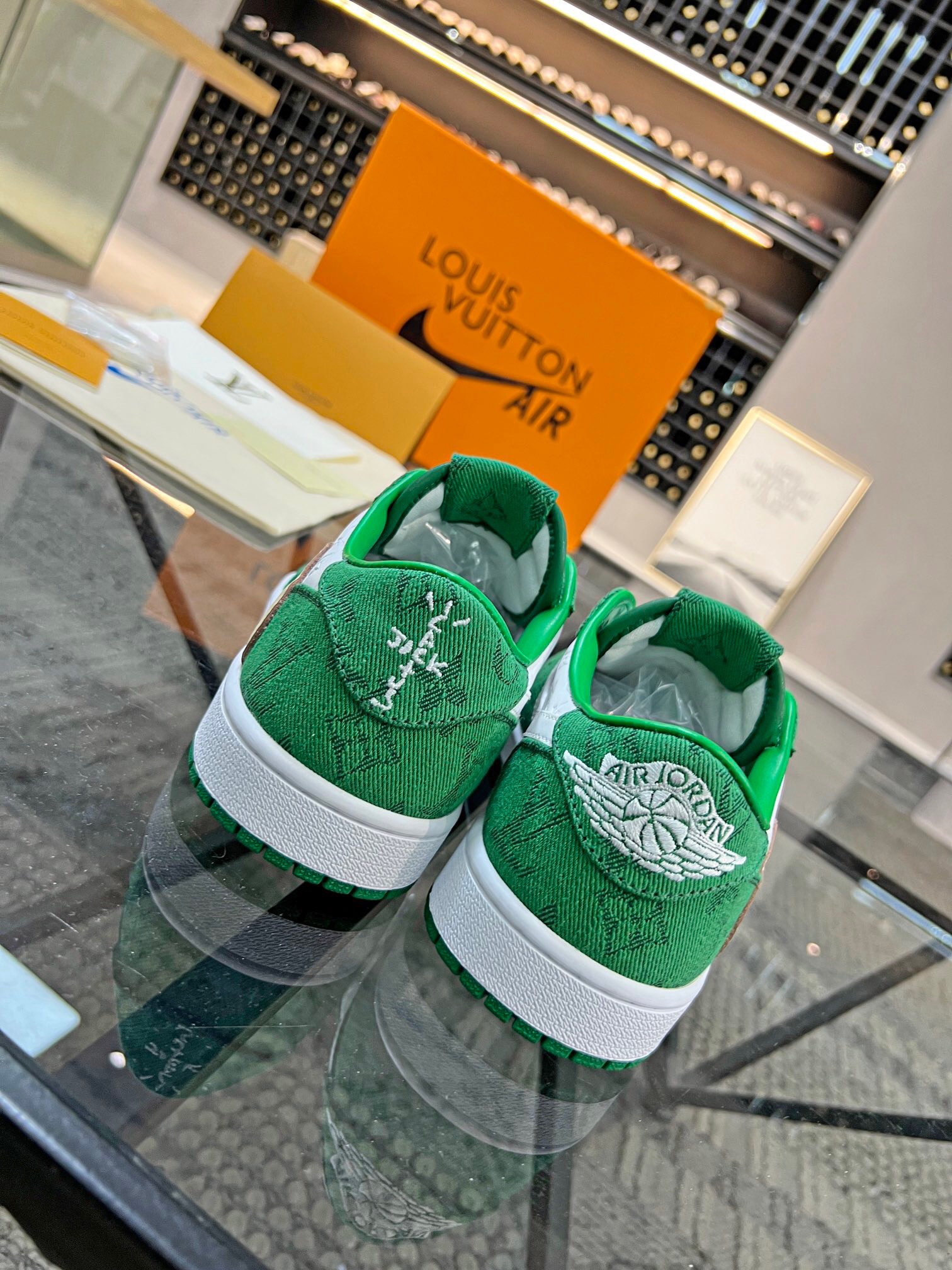 Men L*ouis V*uitton x NIKE Sneakers Maikesneakers